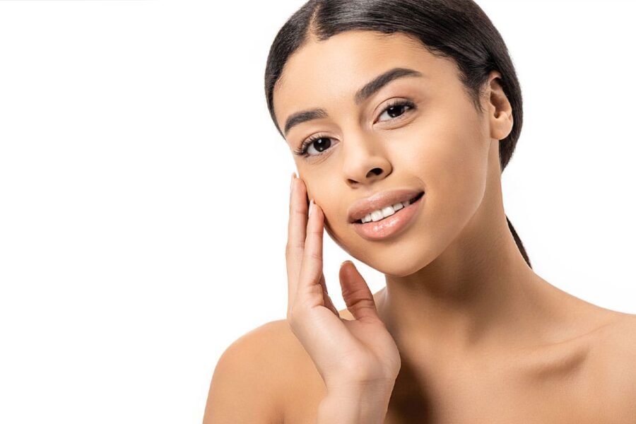 woman after her ethnic rhinoplasty in New York City